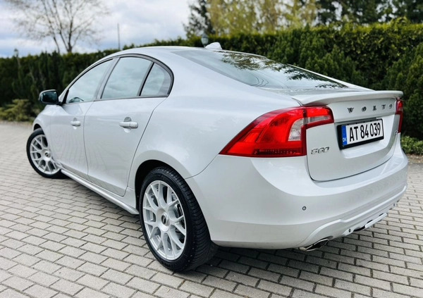 Volvo S60 cena 38900 przebieg: 209000, rok produkcji 2011 z Karlino małe 781